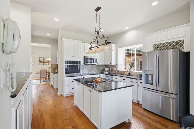 148 N Stallion Estates Dr, Spring Branch, TX 78070