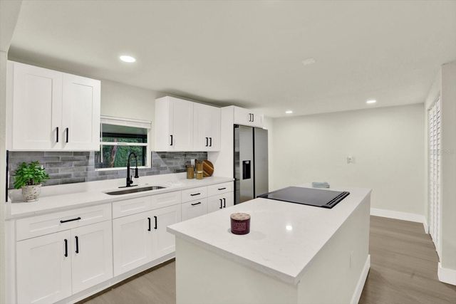 5801 MYRTLE LANE, Tampa, FL 33625
