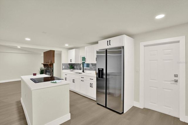 5801 MYRTLE LANE, Tampa, FL 33625