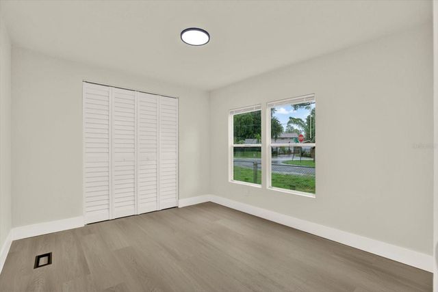 5801 MYRTLE LANE, Tampa, FL 33625
