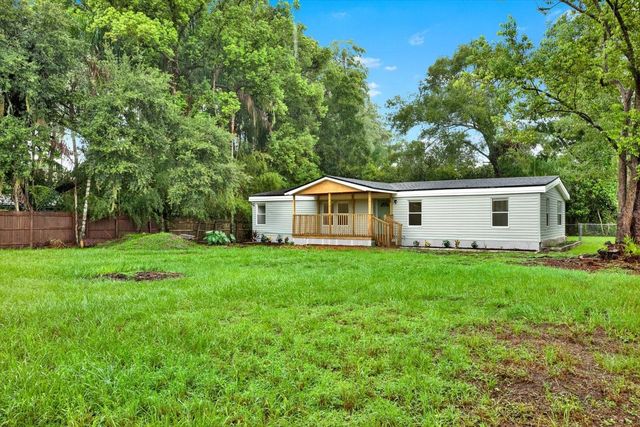 5801 MYRTLE LANE, Tampa, FL 33625