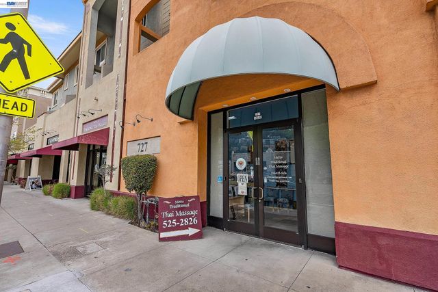 727 San Pablo Ave, Albany, CA 94706
