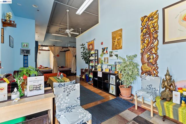 727 San Pablo Ave, Albany, CA 94706