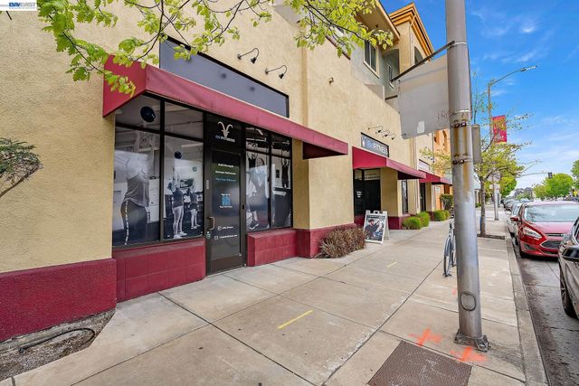 727 San Pablo Ave, Albany, CA 94706