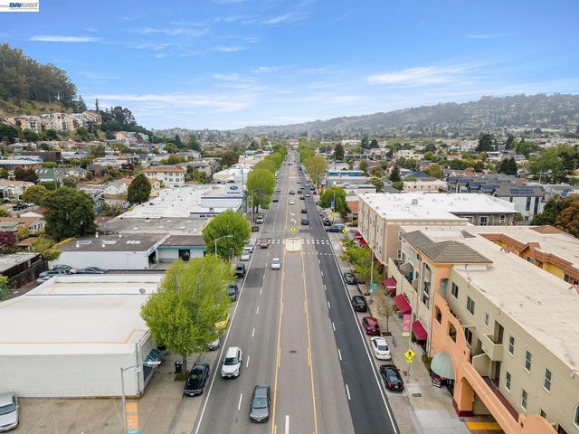 727 San Pablo Ave, Albany, CA 94706
