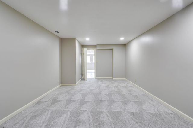 3163 N Lake Ridge Ct, Wichita, KS 67205