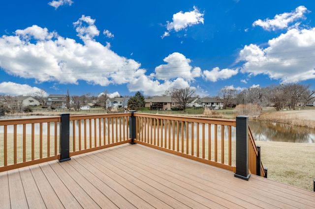 3163 N Lake Ridge Ct, Wichita, KS 67205