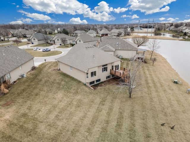 3163 N Lake Ridge Ct, Wichita, KS 67205