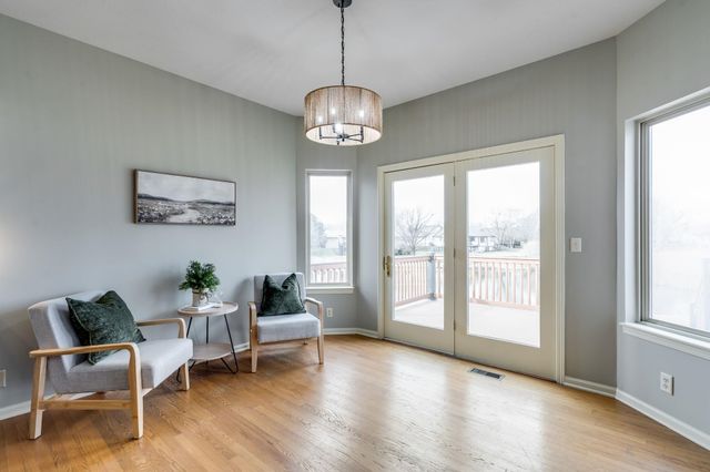 3163 N Lake Ridge Ct, Wichita, KS 67205