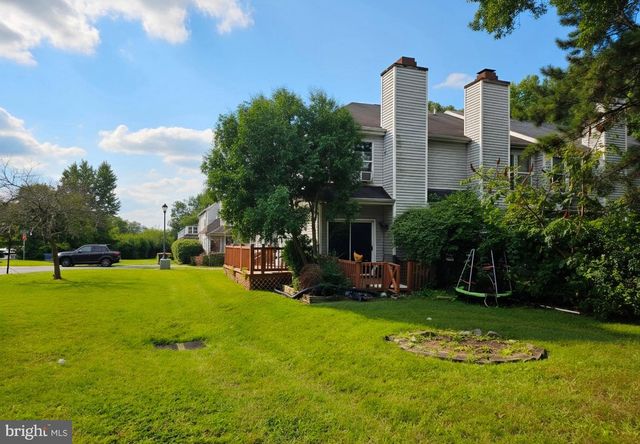 2 BRIAN CT, New Castle, DE 19720