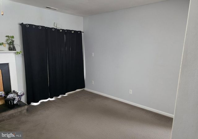 2 BRIAN CT, New Castle, DE 19720