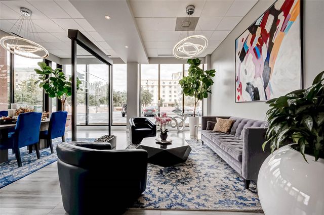 5150 Hidalgo Street 402, Houston, TX 77056