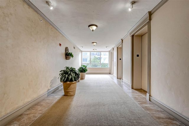 5150 Hidalgo Street 402, Houston, TX 77056