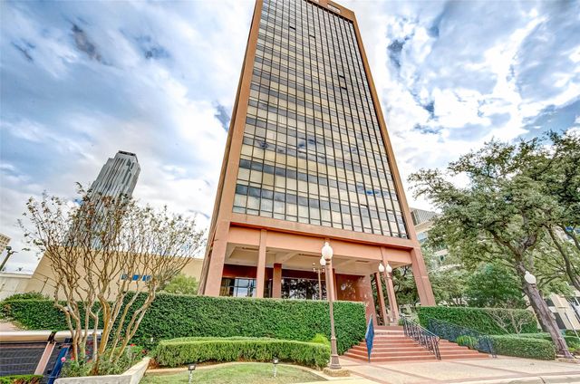 5150 Hidalgo Street 402, Houston, TX 77056