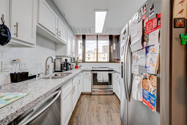 5150 Hidalgo Street 402, Houston, TX 77056