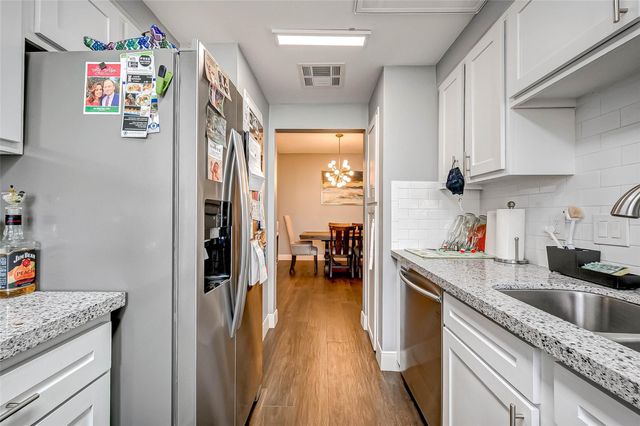 5150 Hidalgo Street 402, Houston, TX 77056