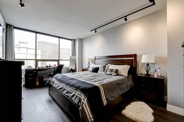 5150 Hidalgo Street 402, Houston, TX 77056