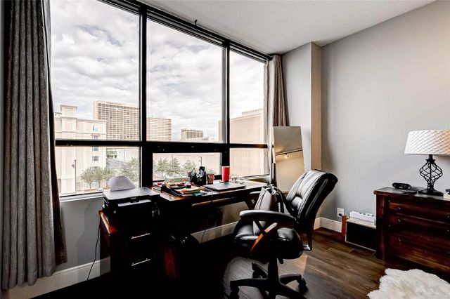 5150 Hidalgo Street 402, Houston, TX 77056