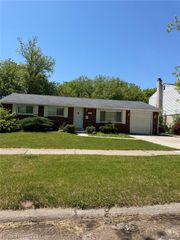 1617 Dillon Street, Saginaw, MI 48601