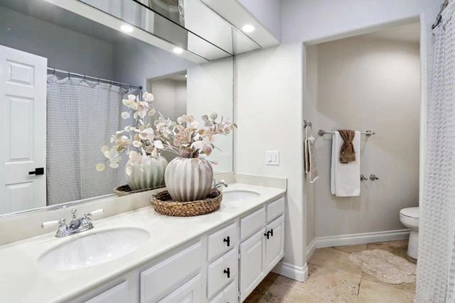 4923 Amador Drive, Oceanside, CA 92056