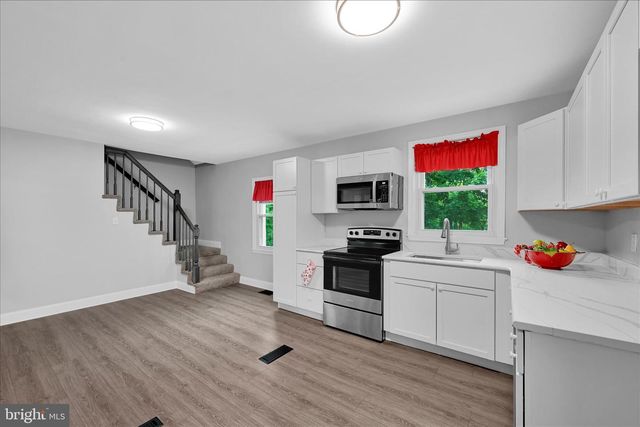 3947 ELMERTON AVE, Harrisburg, PA 17109
