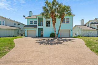 227 Windjammer RD, Rockport, TX 78382