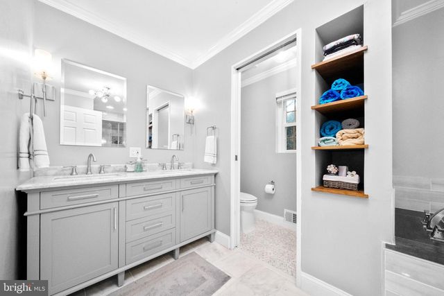 10600 SPRINGMANN DR, Fairfax, VA 22030