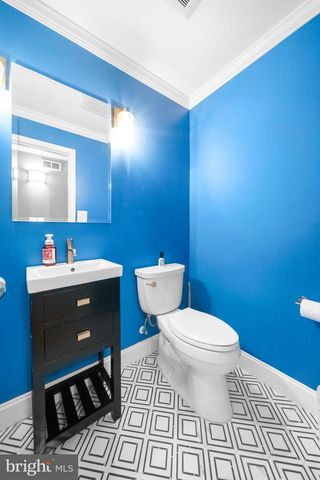 10600 SPRINGMANN DR, Fairfax, VA 22030