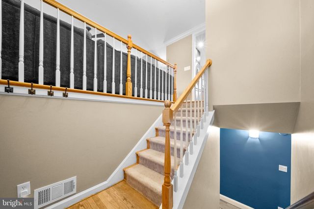 10600 SPRINGMANN DR, Fairfax, VA 22030