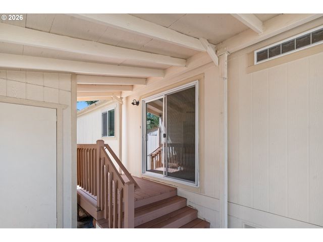 4802 Se 133RD Dr, Portland, OR 97236