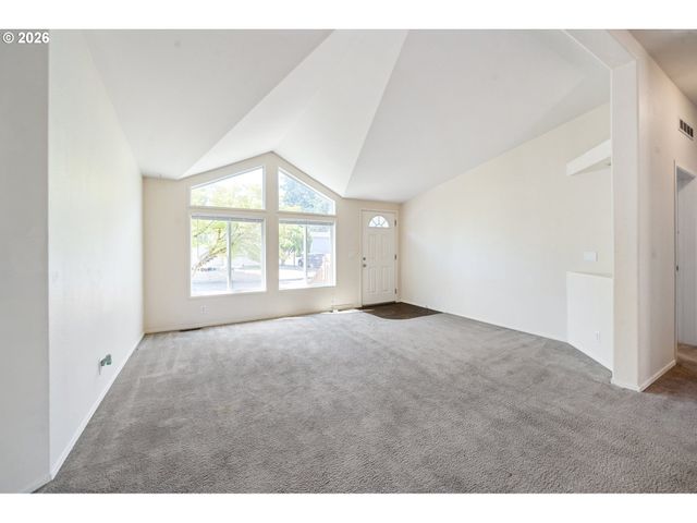 4802 Se 133RD Dr, Portland, OR 97236