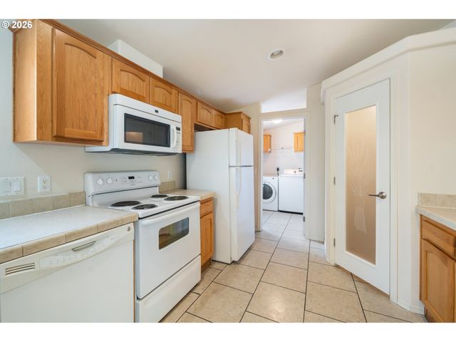 4802 Se 133RD Dr, Portland, OR 97236
