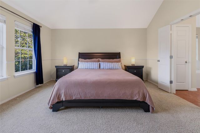 1009 Rutherford DR, Leander, TX 78641