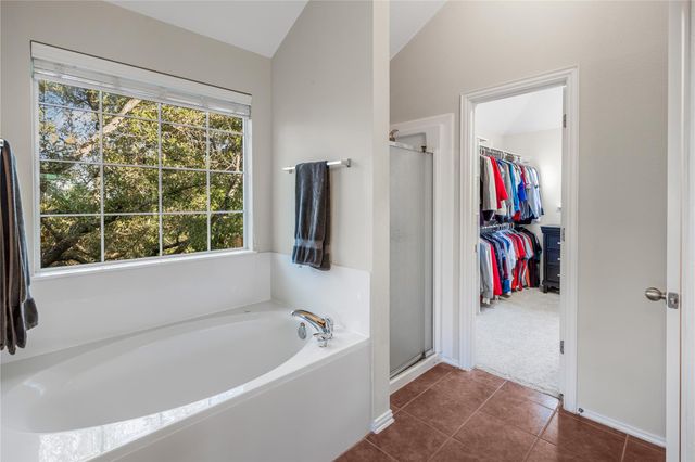 1009 Rutherford DR, Leander, TX 78641