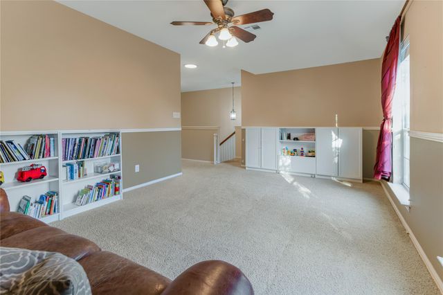 1009 Rutherford DR, Leander, TX 78641