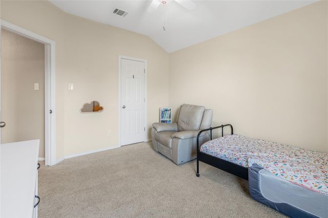 1009 Rutherford DR, Leander, TX 78641