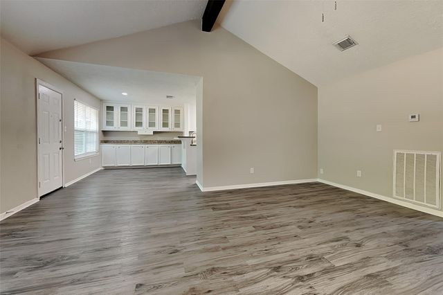16854 Gleneagle Drive N, Conroe, TX 77385