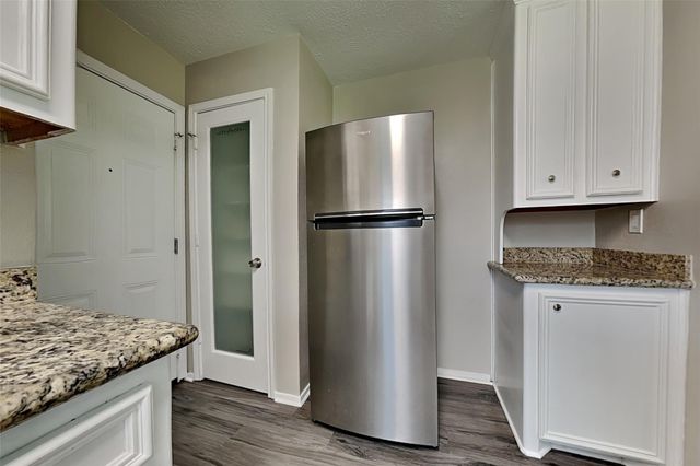 16854 Gleneagle Drive N, Conroe, TX 77385