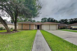 16854 Gleneagle Drive N, Conroe, TX 77385