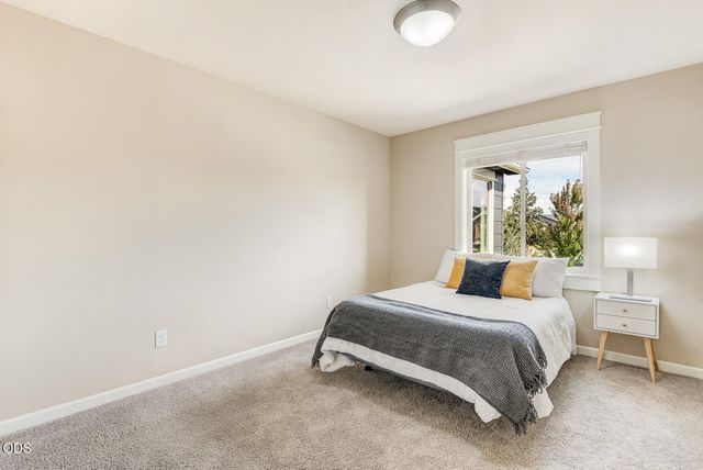63177 NE Meridian Place, Bend, OR 97701