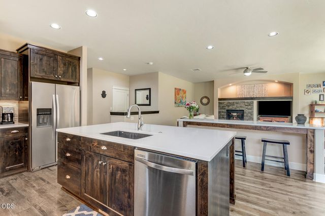 63177 NE Meridian Place, Bend, OR 97701