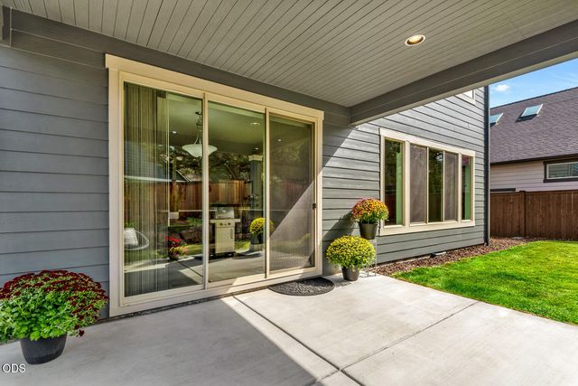 63177 NE Meridian Place, Bend, OR 97701