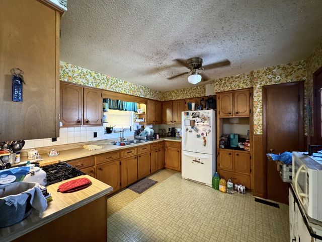 794 Kemmer Road, Spring City, TN 37381