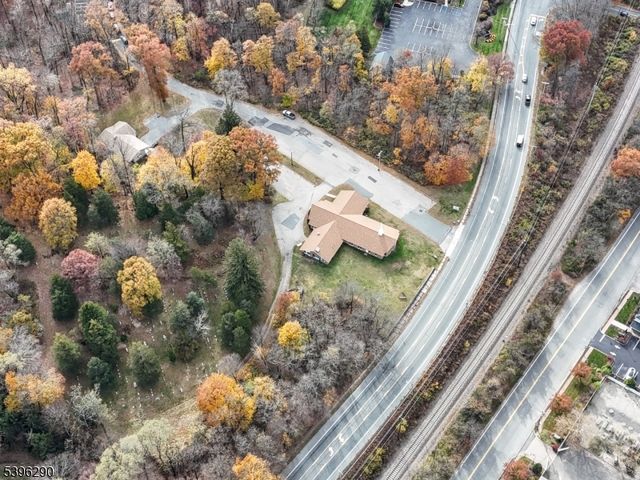 33 White Hall Rd, Montville Twp., NJ 07082