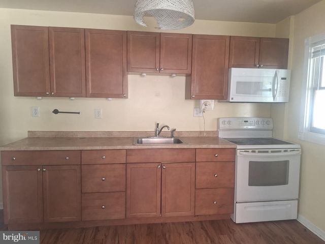 74 STEMMERS RUN, Baltimore, MD 21221