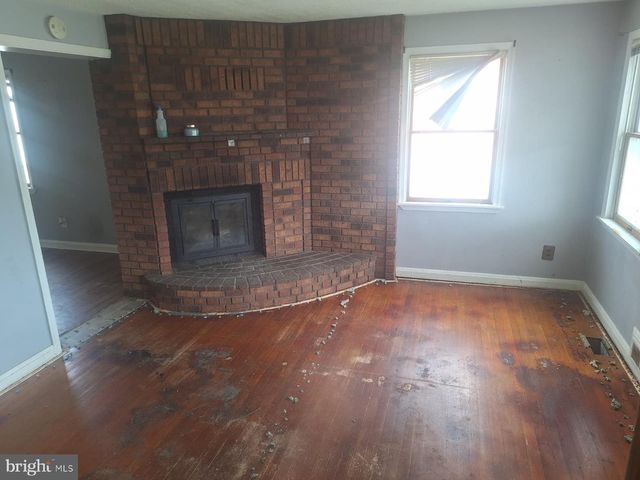 74 STEMMERS RUN, Baltimore, MD 21221