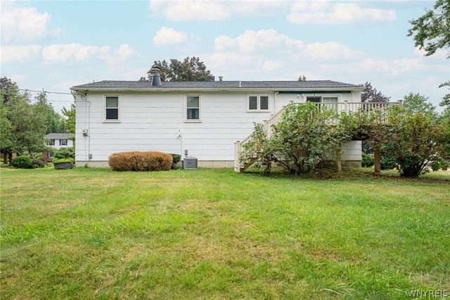64 Candy Lane, Orchard Park, NY 14127