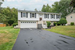 64 Candy Lane, Orchard Park, NY 14127