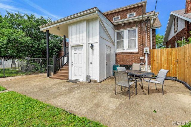5620 Leona Street, St Louis, MO 63116
