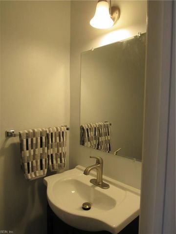 800 Saint Denis CT, Virginia Beach, VA 23455